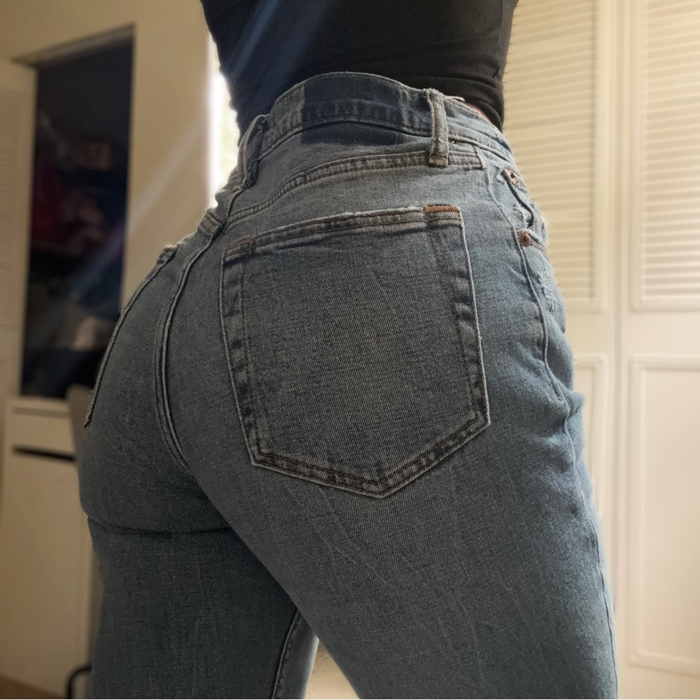 Abercrombie & Fitch Distressed Ankle Straight High Rise Jeans